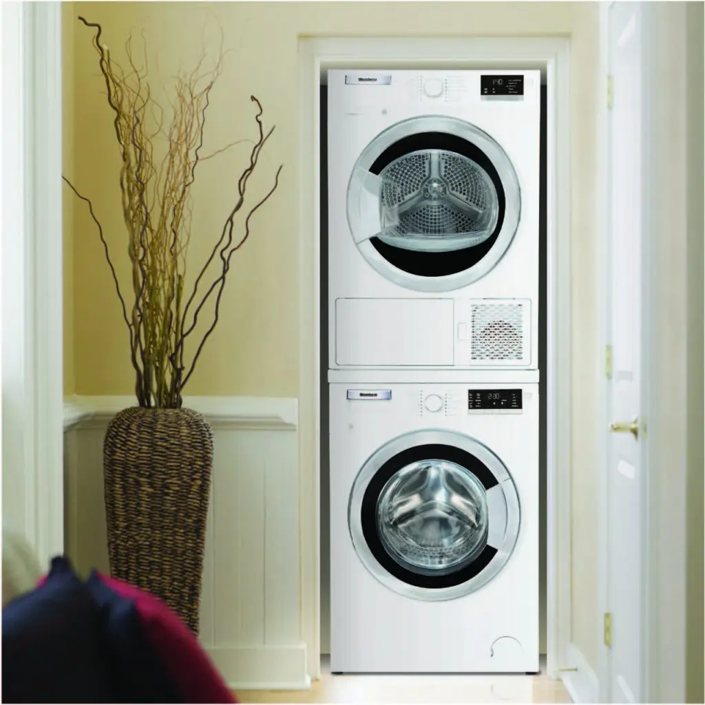 2017_Blomberg_Catalog.R10 36